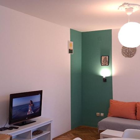 Green Land House Belgrado Esterno foto